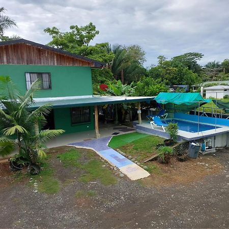 Residencia Las Brisas Griegas Quepos Eksteriør bilde